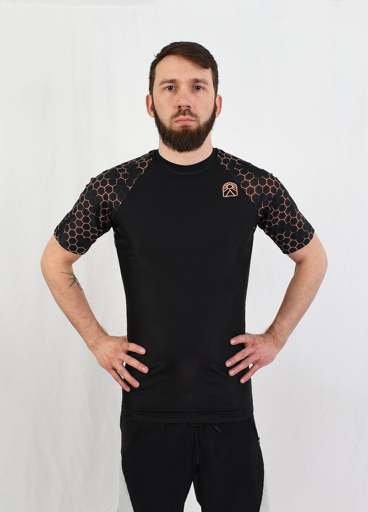 Rashguard manches courtes - Alvéole Noir et orange - Solar