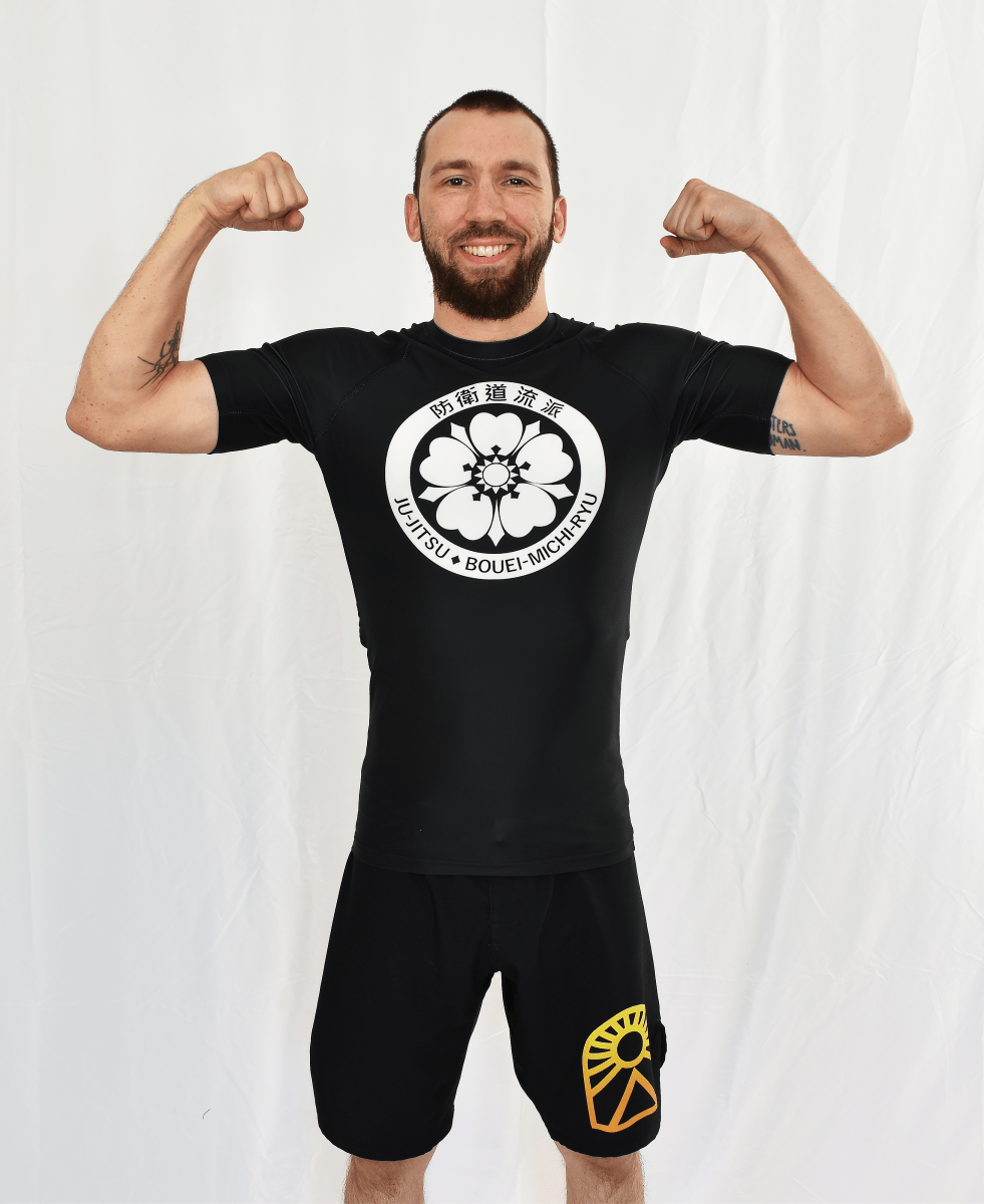 Rashguard manches courtes - École Ju - Jitsu Bouei - Michi - Ryu - Solar - Vêtements de combat